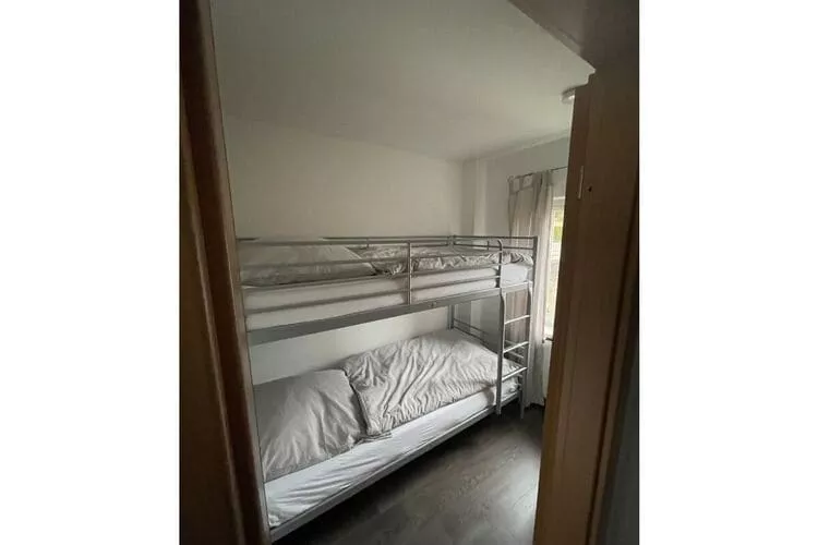 436198-Bedroom