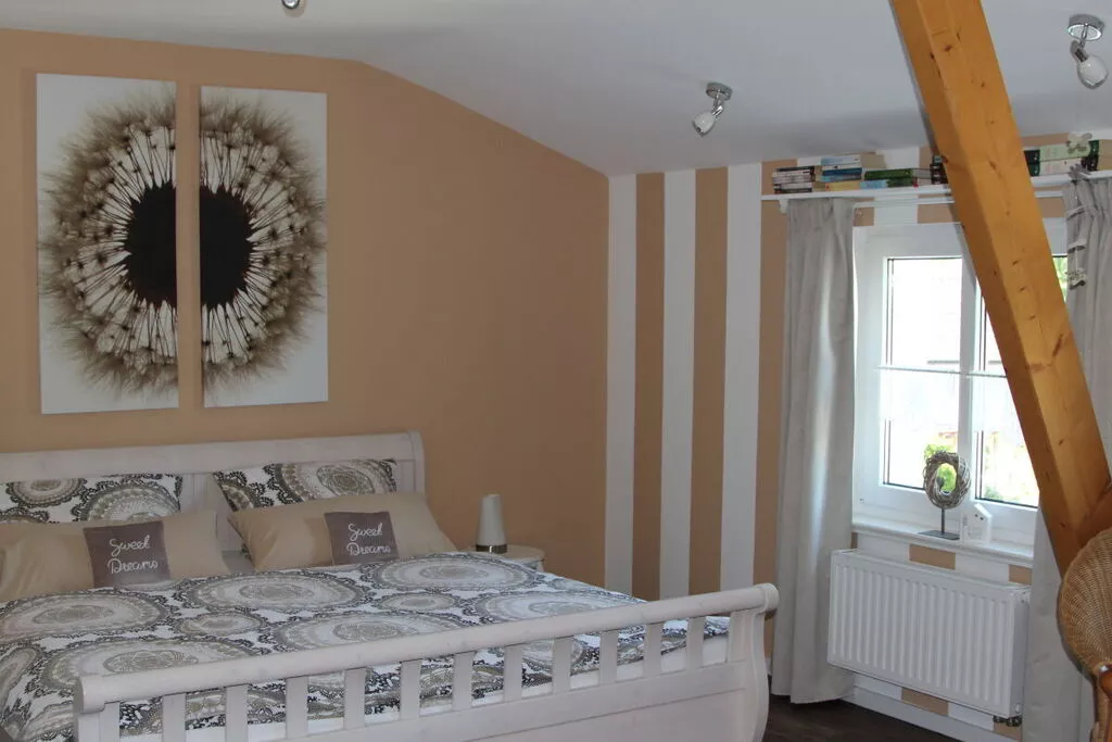 93491-Bedroom
