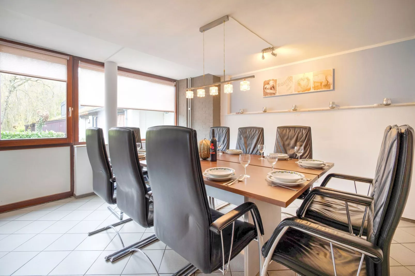 De Wingerd 10P-Dining room