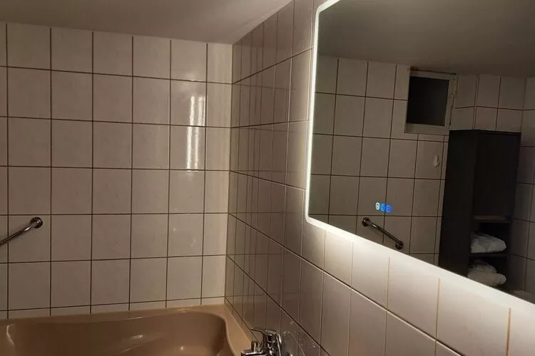 411738-Bathroom