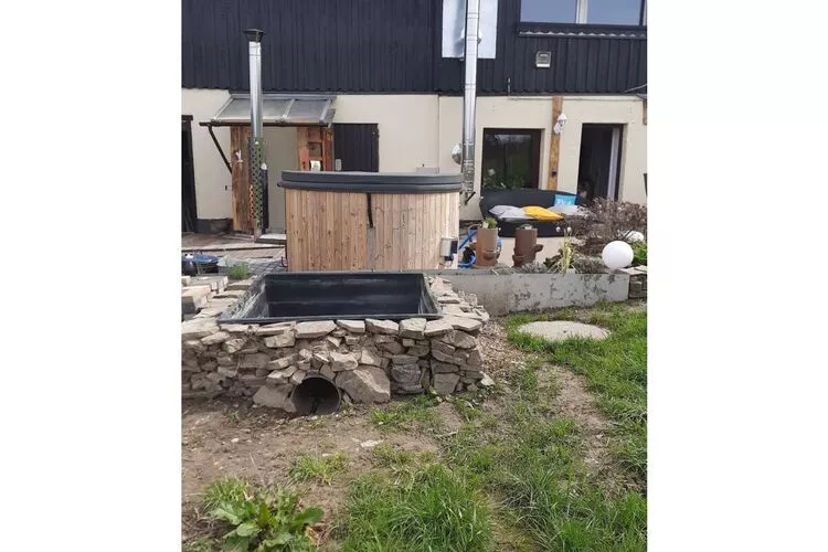 411738-View
