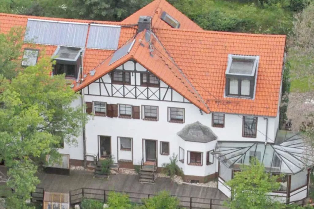 109932-View