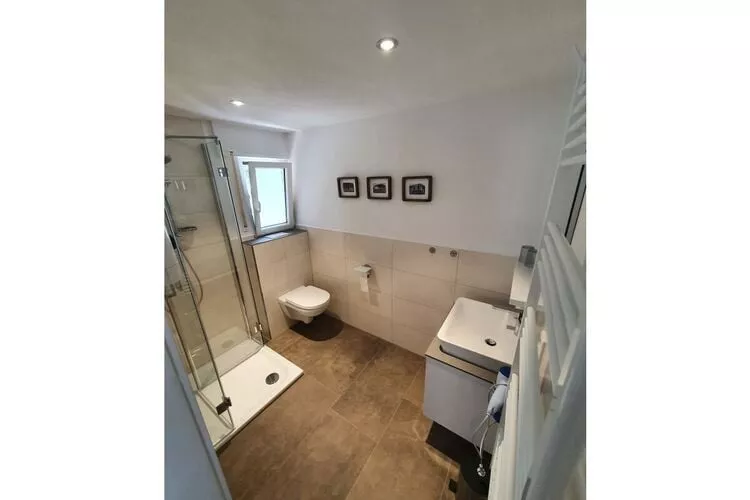 348524-Bathroom