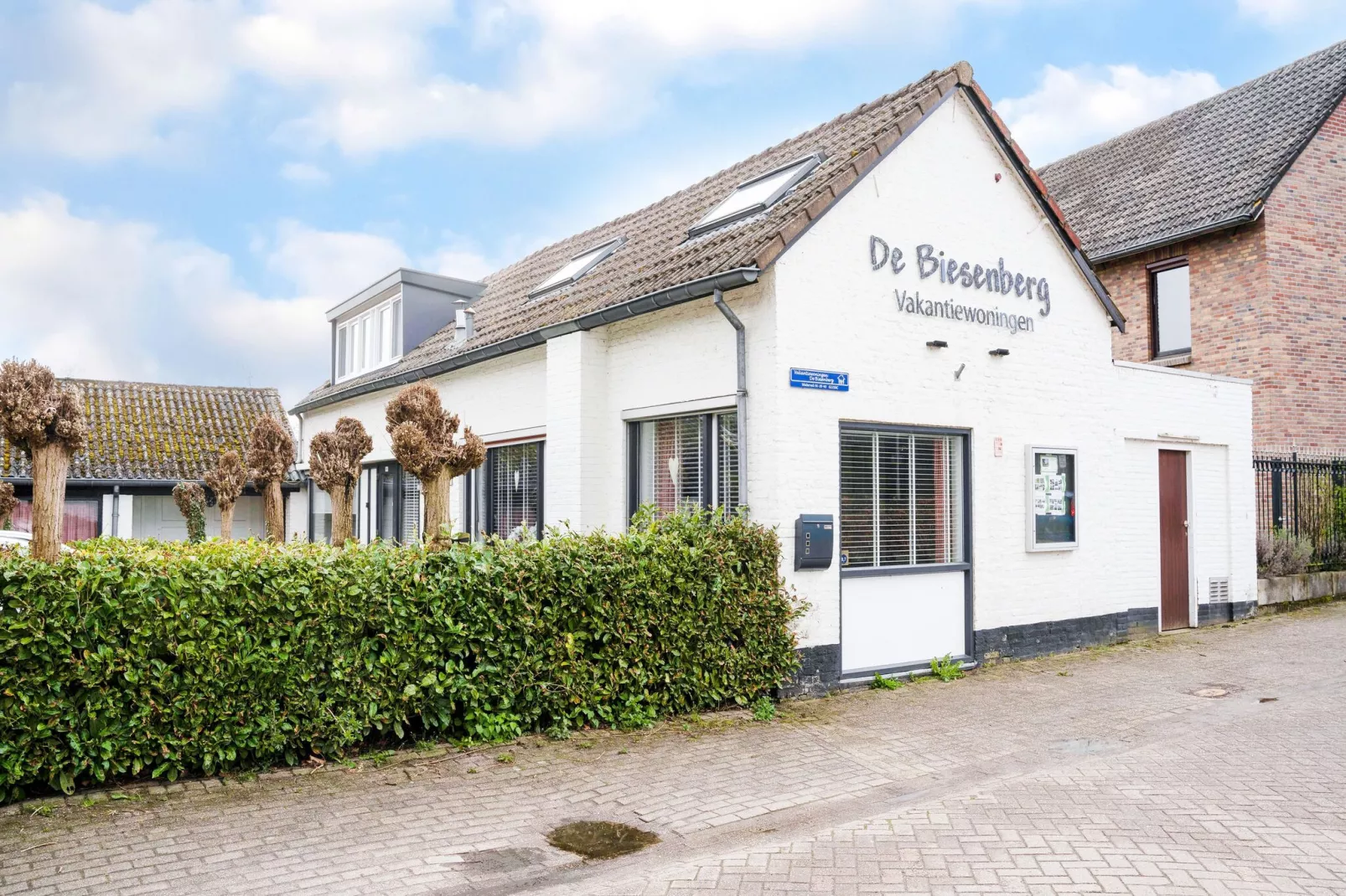 De Wingerd 10P-Exterior summer