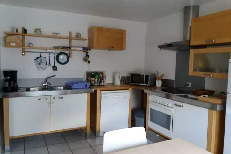 344669-Kitchen