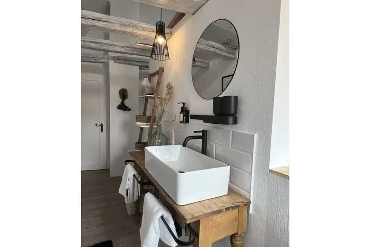 426754-Bathroom