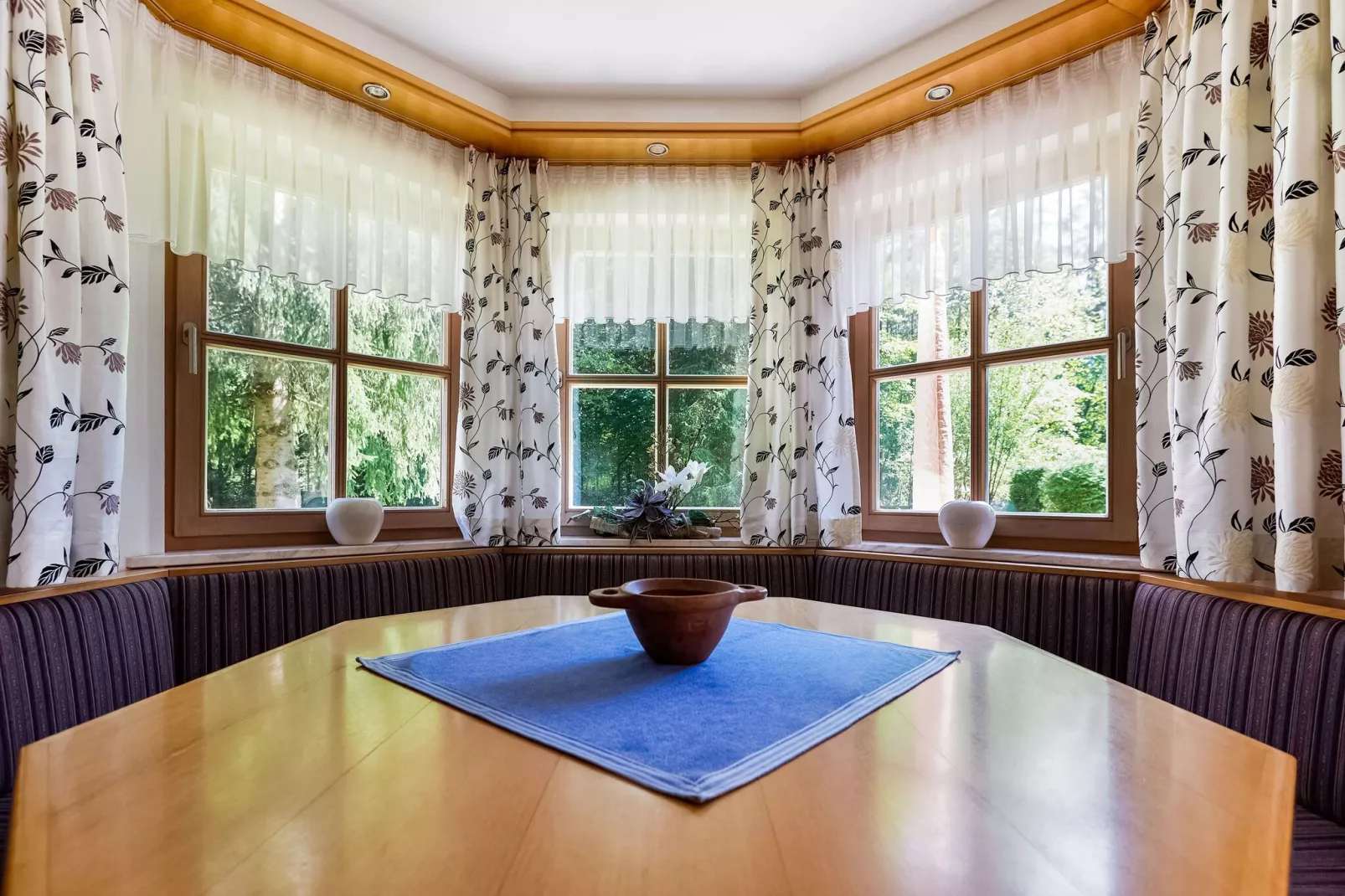 Schönau am Königssee-Dining room