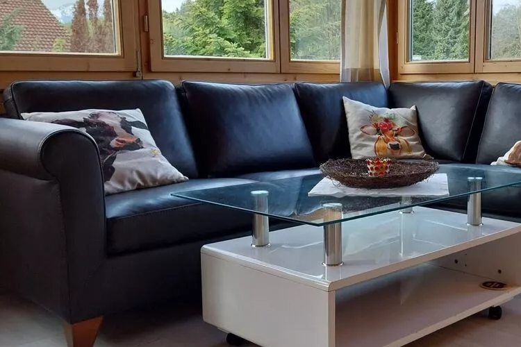 397185-Living room