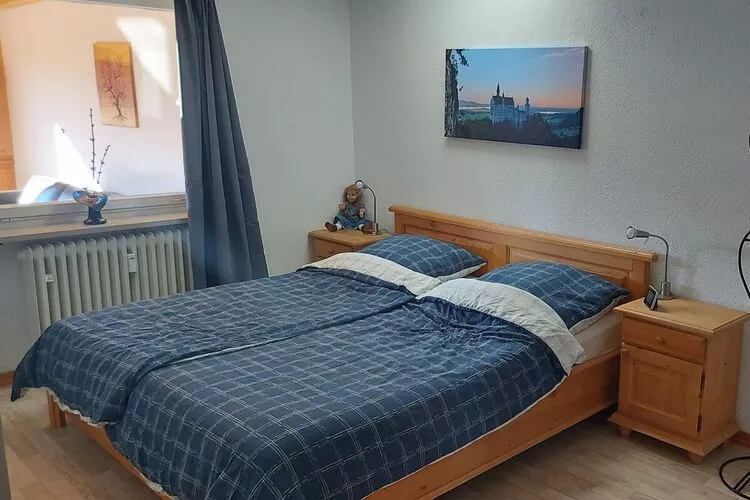 397184-Bedroom