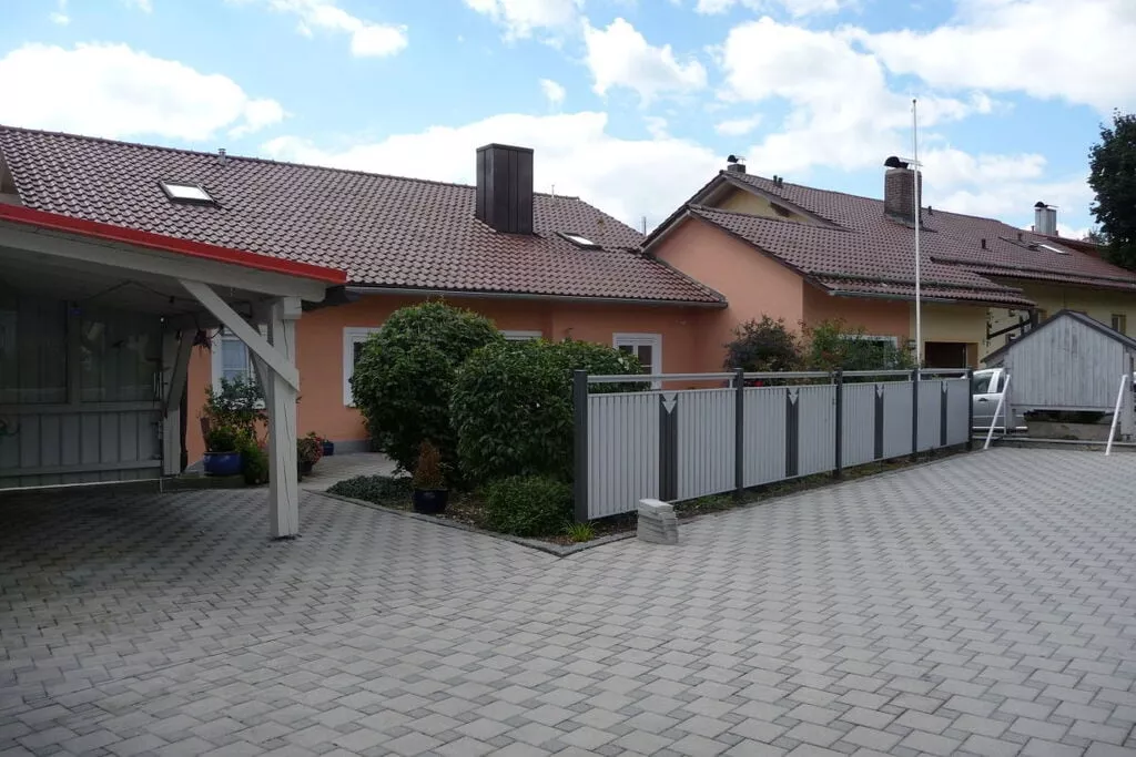 56876-Parking
