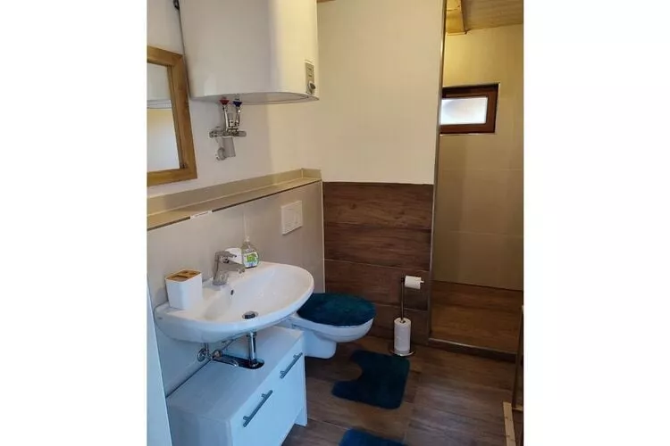 388823-Bathroom