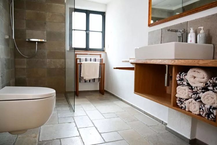 389642-Bathroom