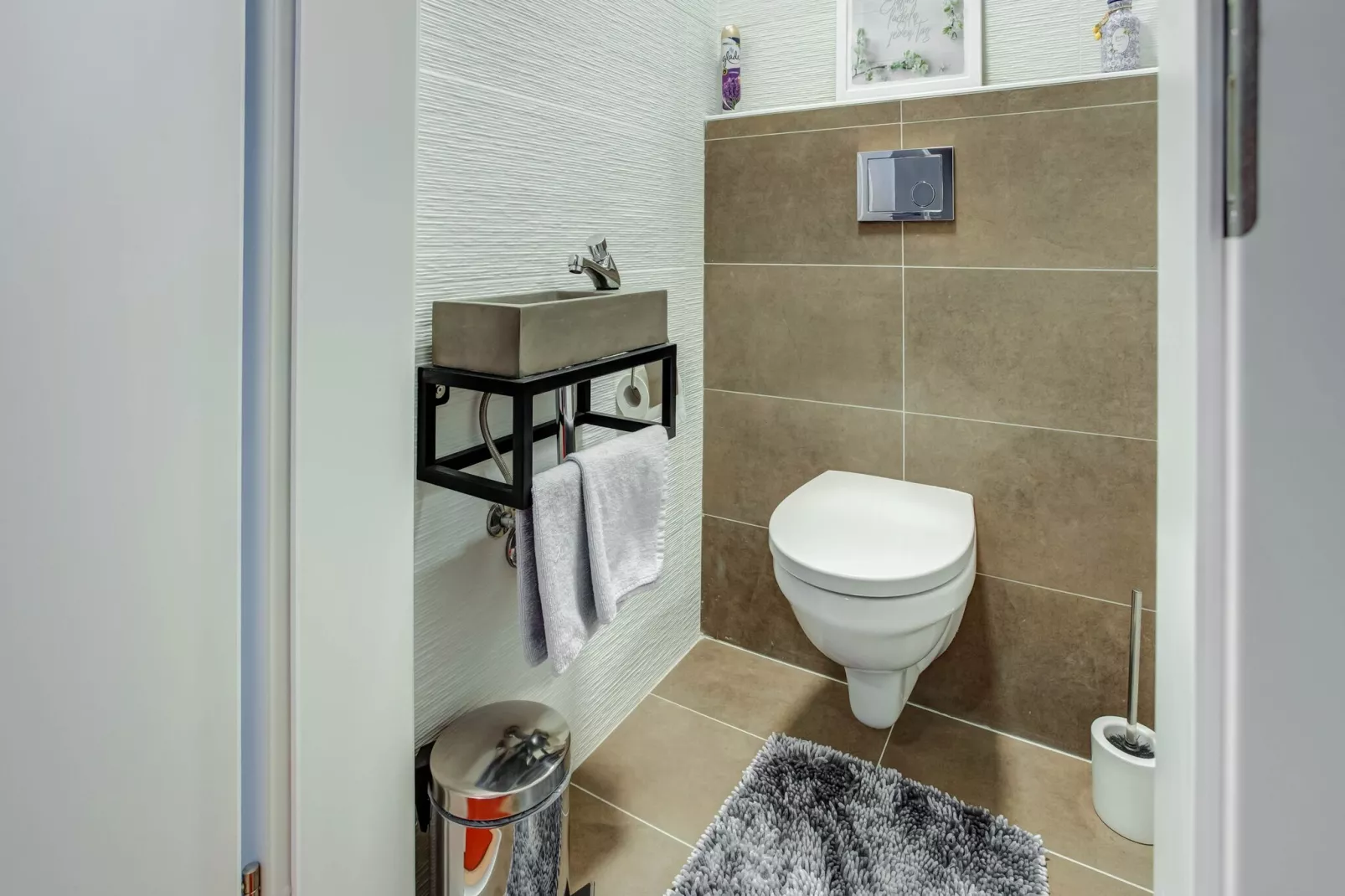 Haus Wasserfall 6 pax-Bathroom