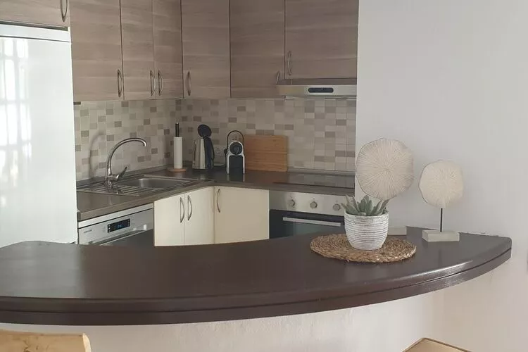 422930-Kitchen