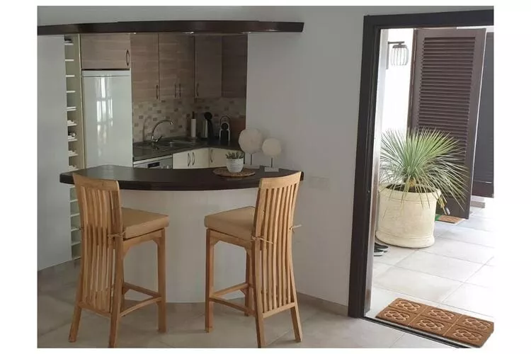 422930-Kitchen
