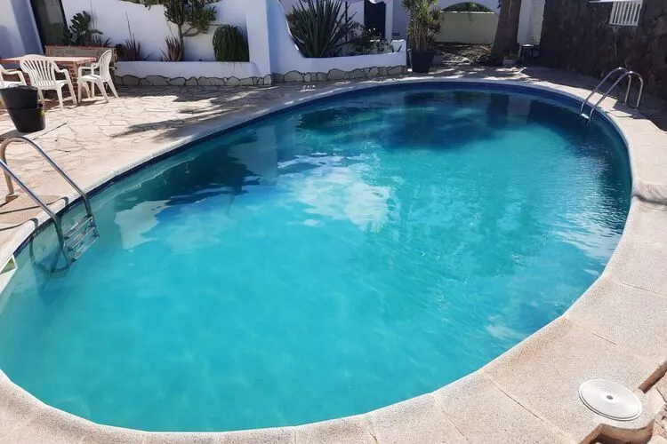 422930-Pool