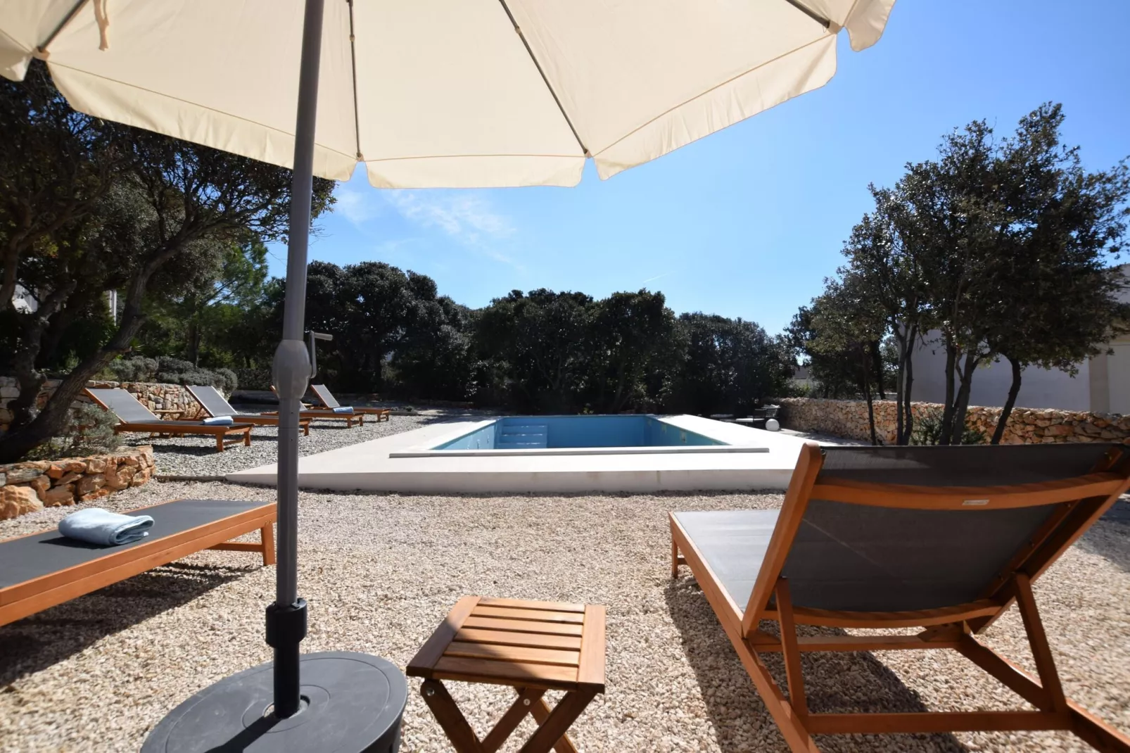 Apartment Petar-Pool
