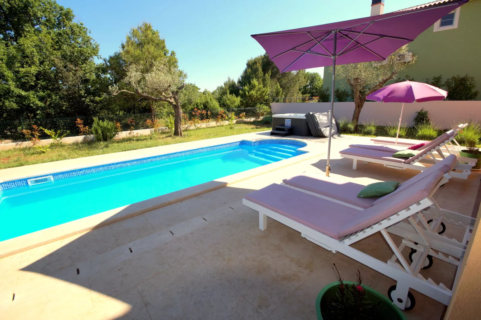 Villa Ari-Pool