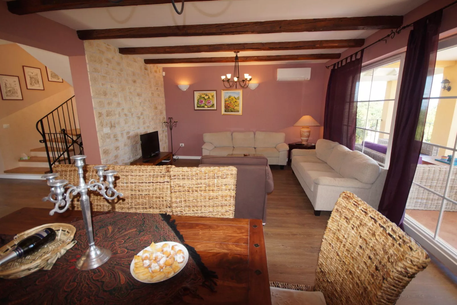 Villa Ari-Living room