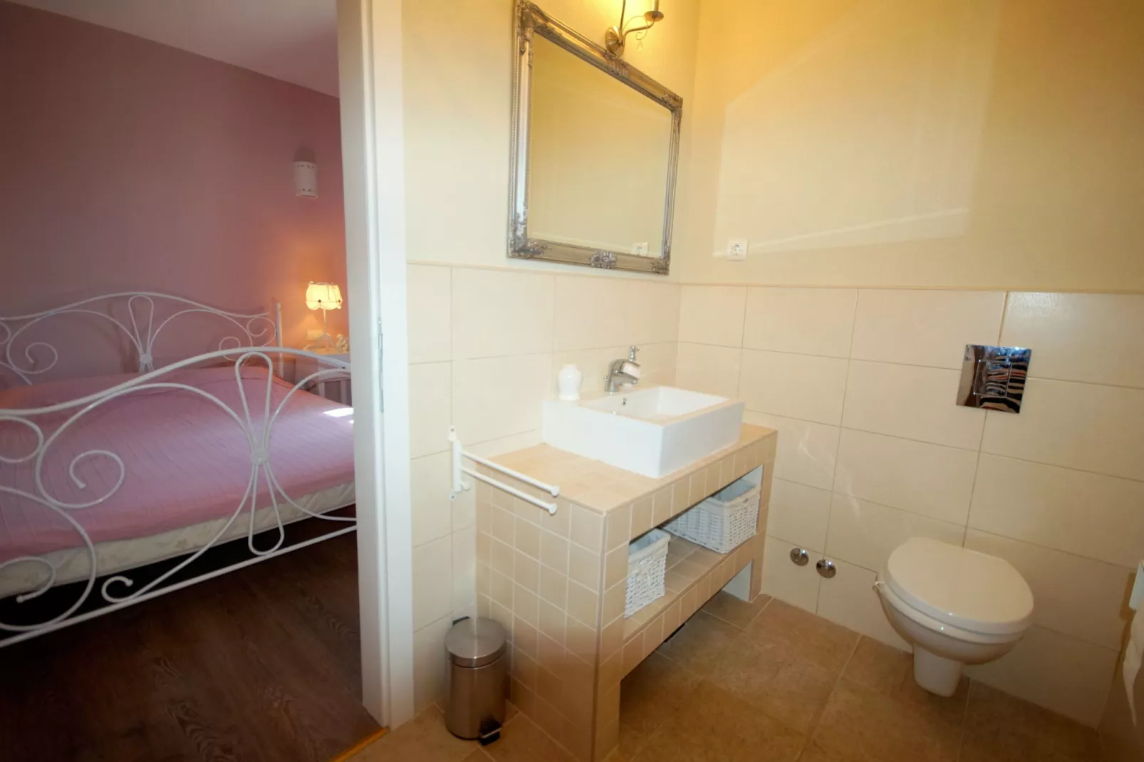 Villa Ari-Bathroom