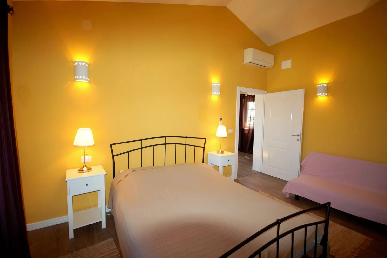 Villa Ari-Bedroom