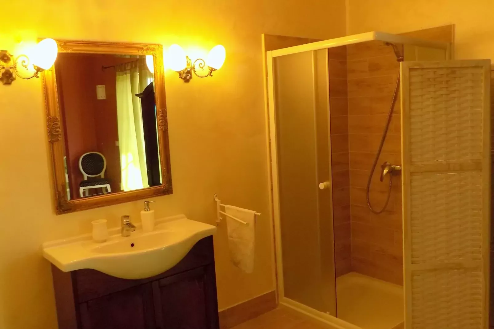Villa Ari-Bathroom