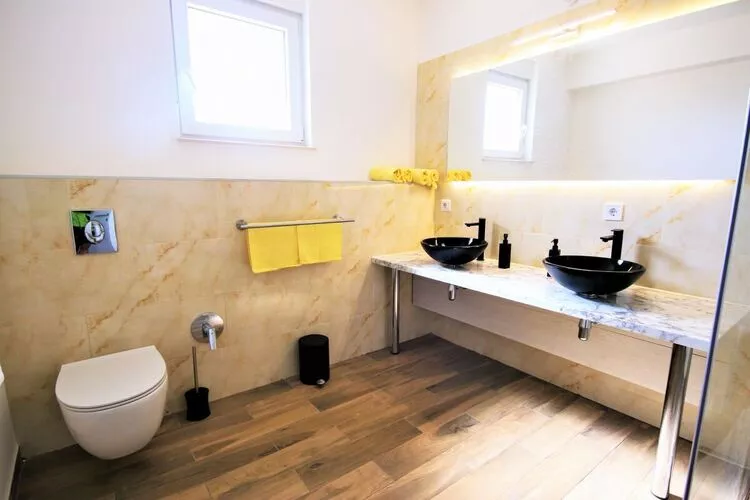 426881-Bathroom