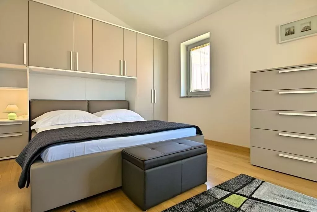 102691-Bedroom