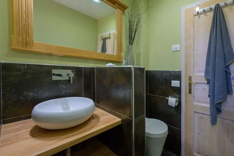 432359-Bathroom