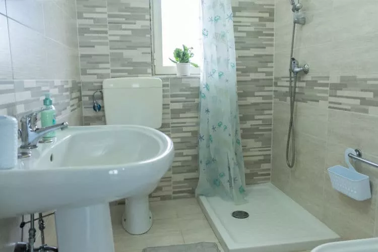 Ferienhaus Casa Mamma Maria Francavilla di Sicilia-Salle de bain