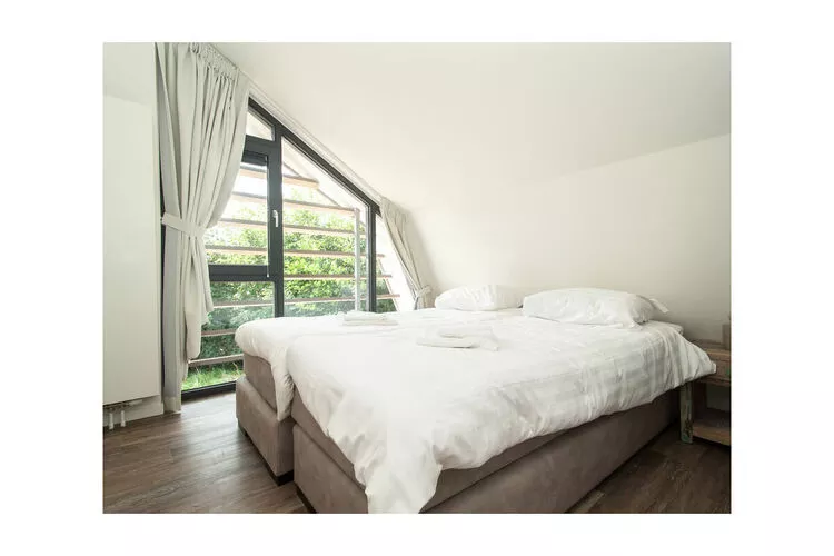 297578-Bedroom