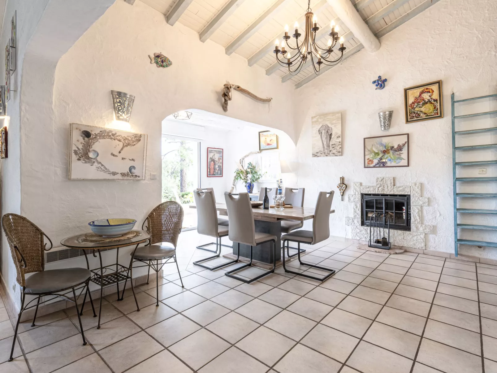 Casa Paulka-Inside