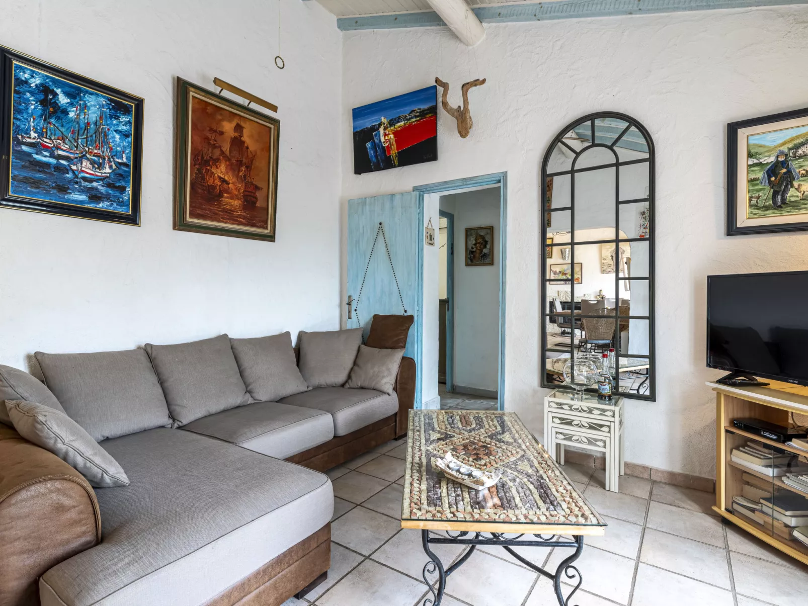 Casa Paulka-Inside