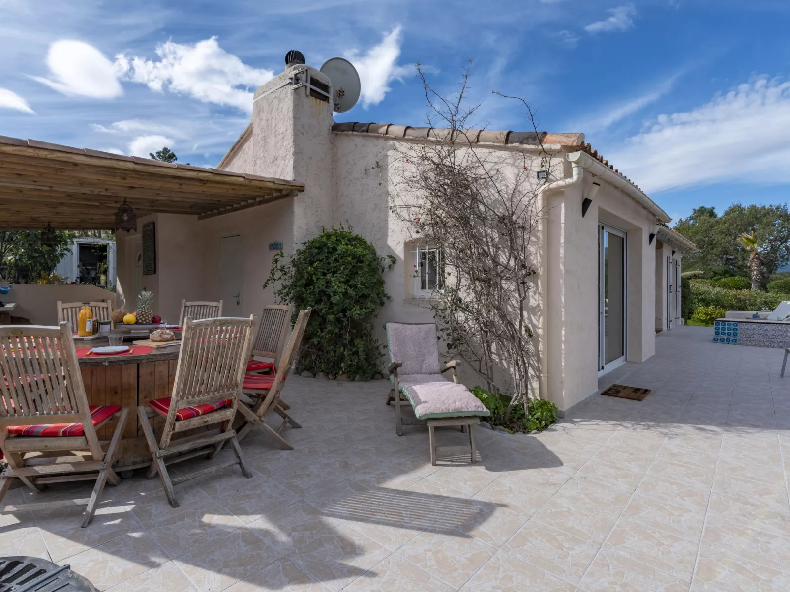 Casa Paulka-Outside