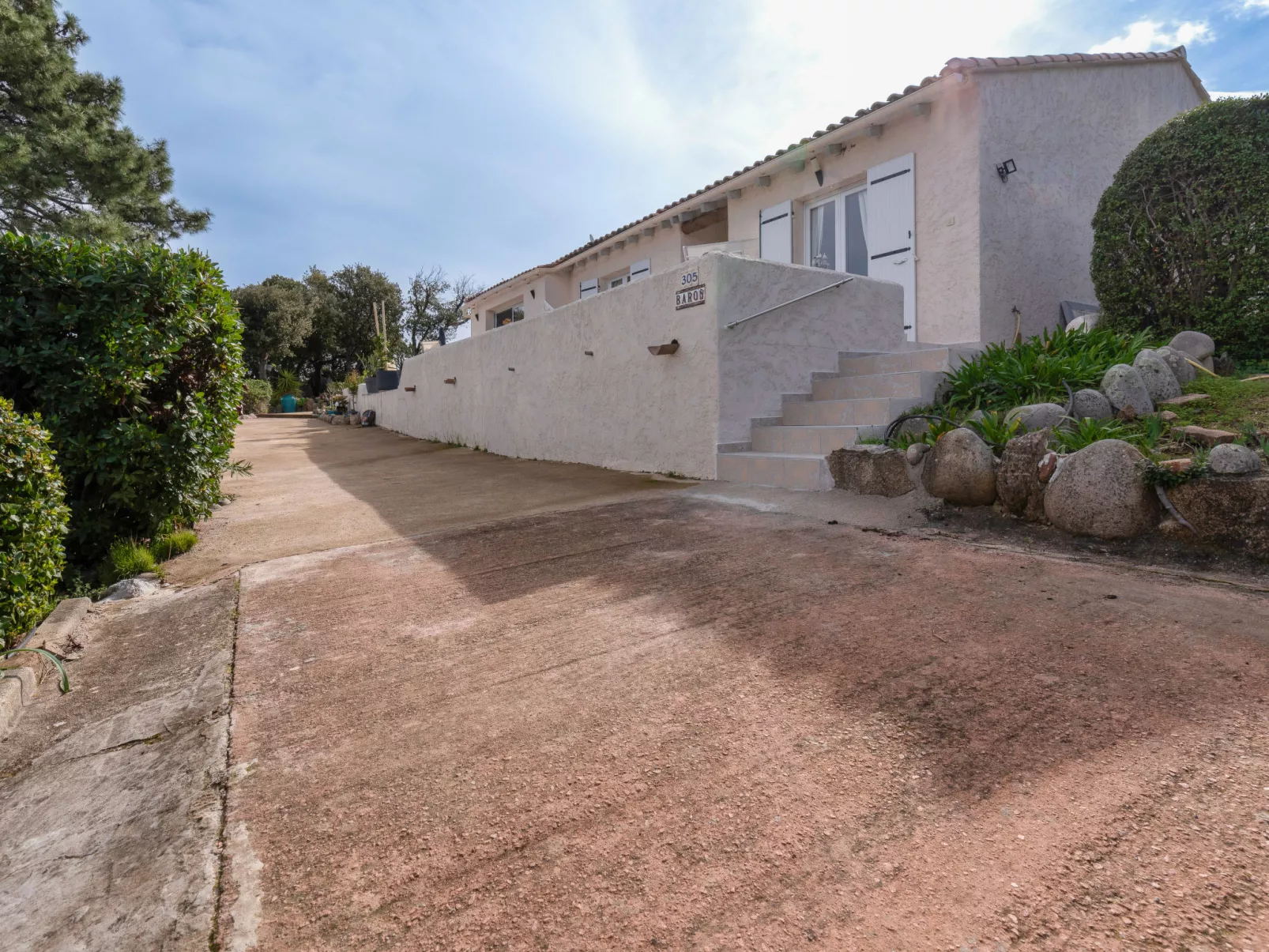 Casa Paulka-Outside