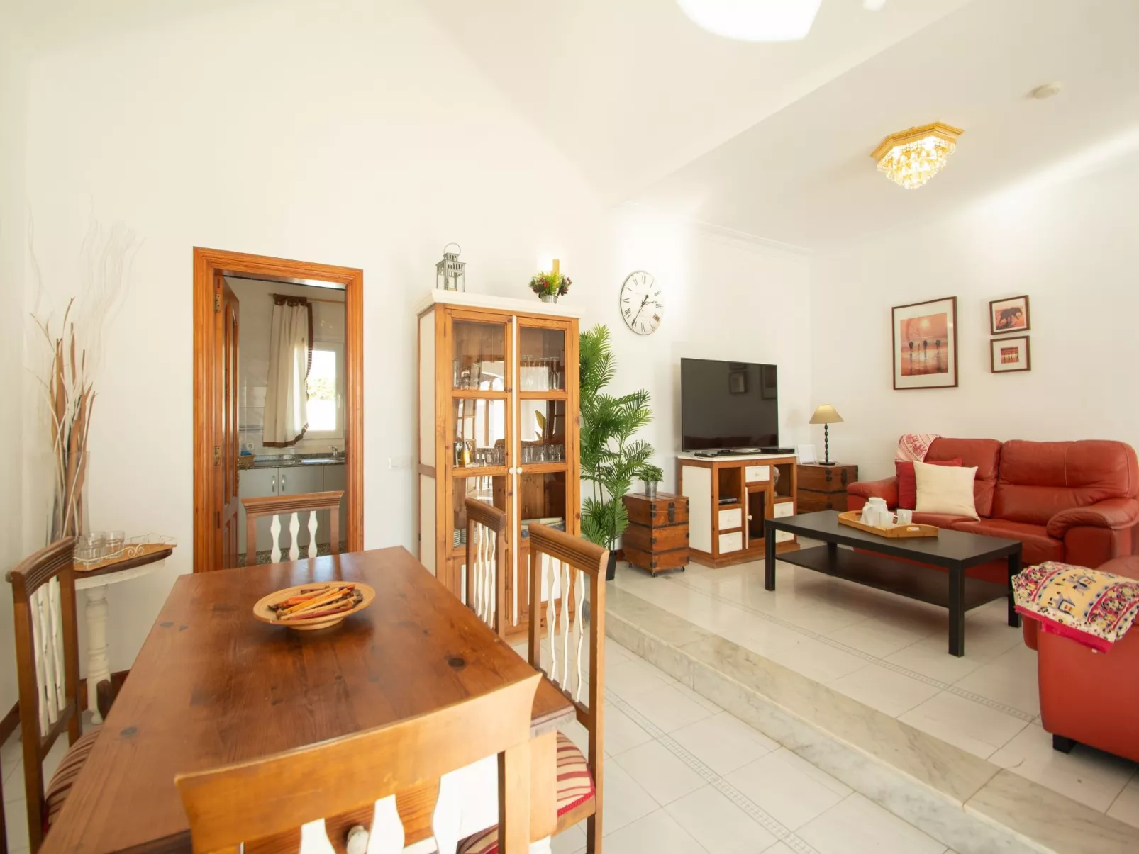 Villa Leonor-Inside
