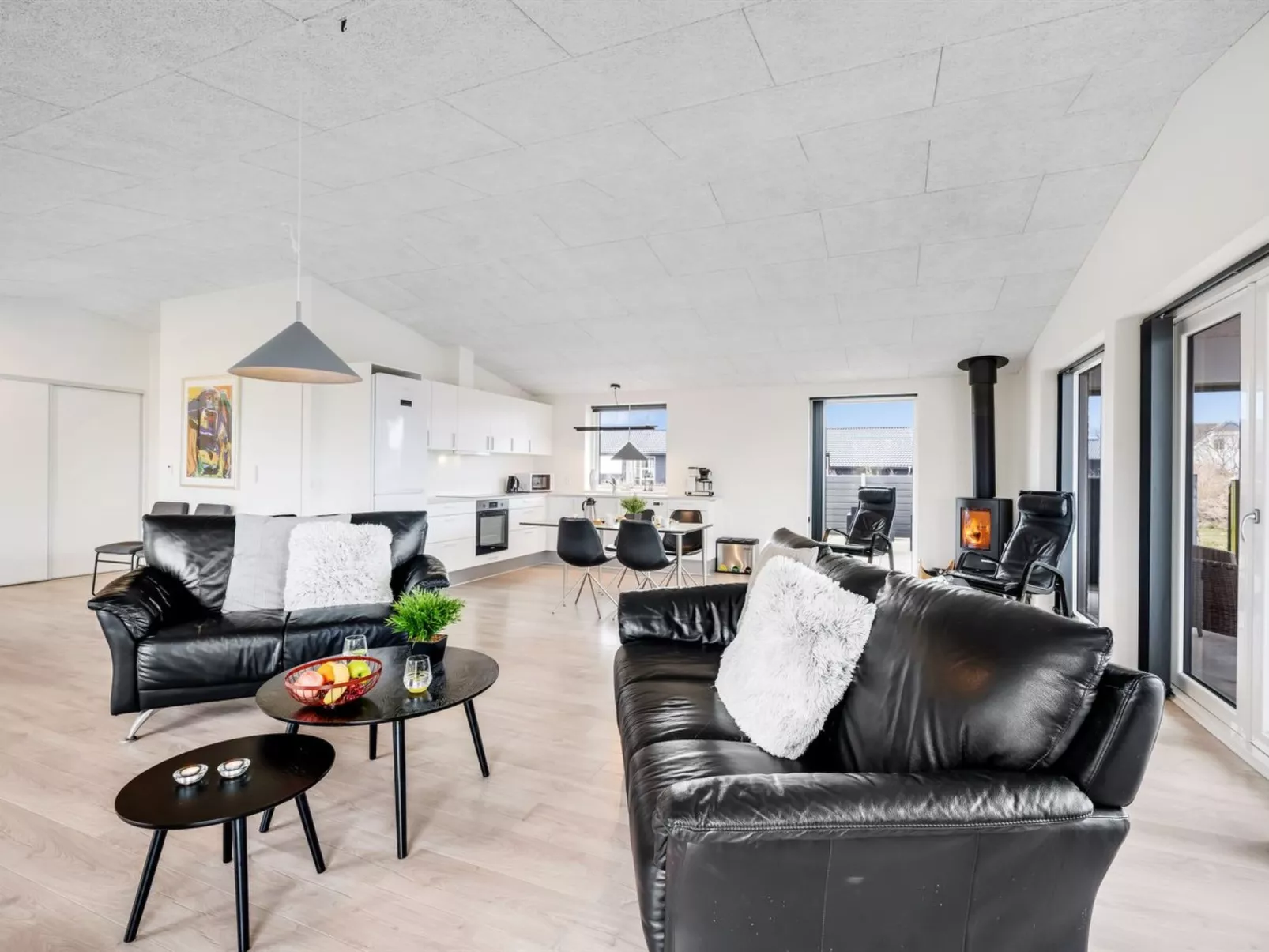 "Dorrit" - 1.2km from the sea-Inside