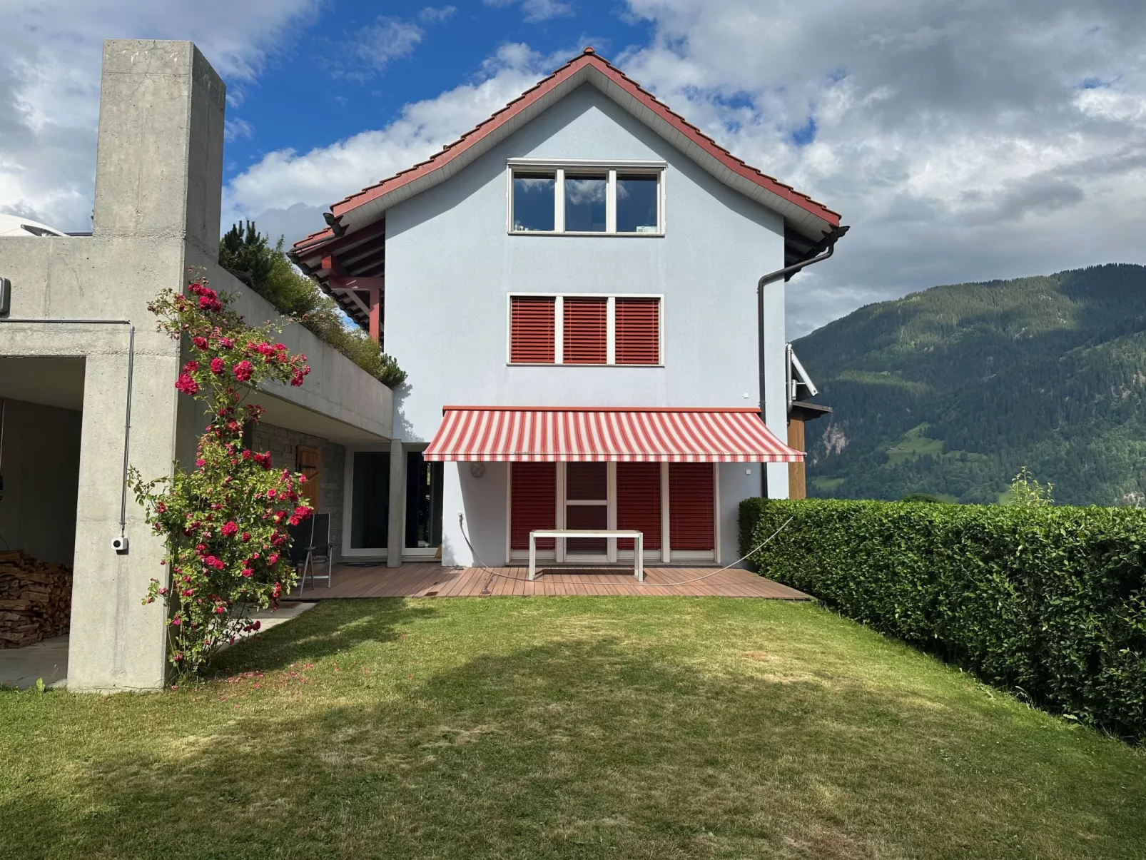 Casa Libelle-Outside