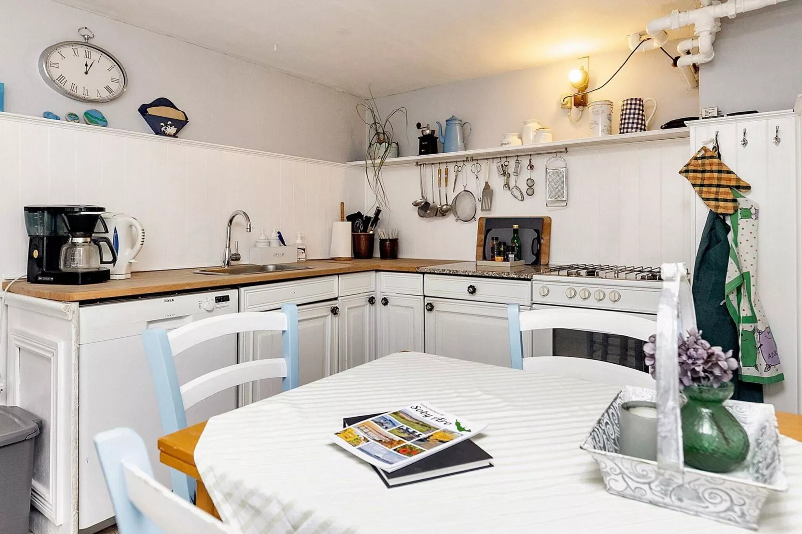 6 person holiday home in Søby Ærø-By Traum-Indoor
