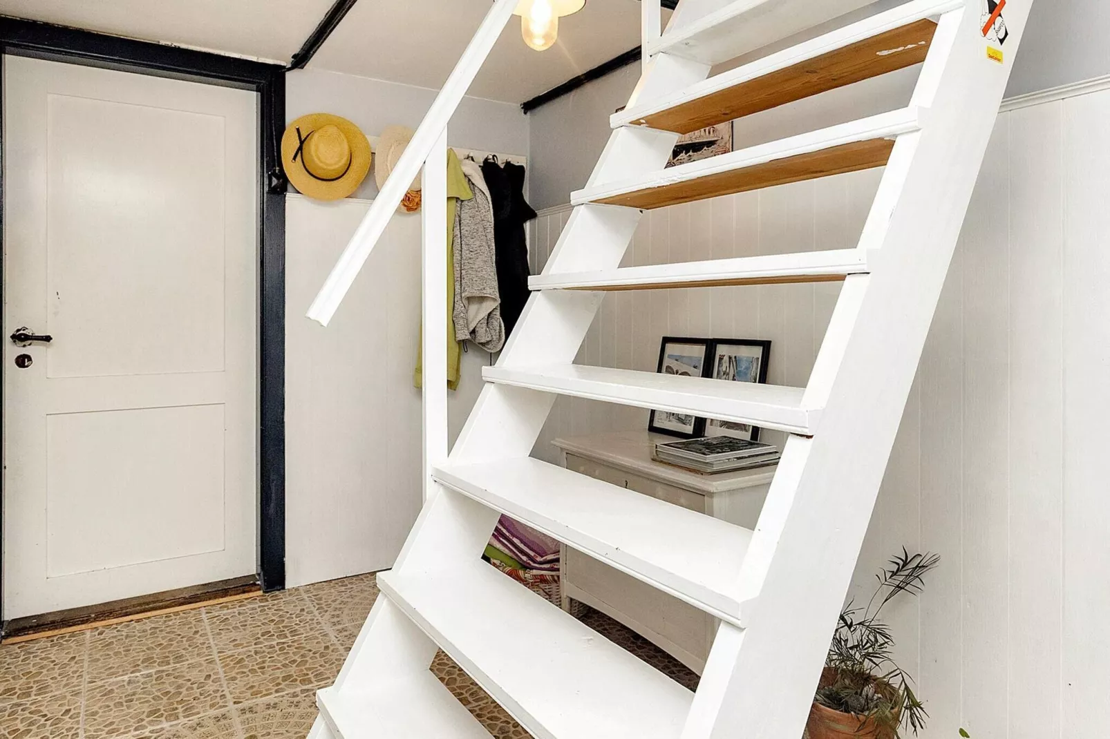 6 person holiday home in Søby Ærø-By Traum-Indoor