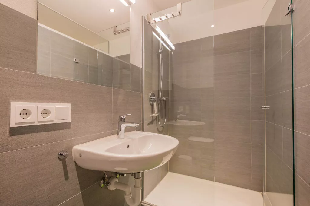 244818-Bathroom