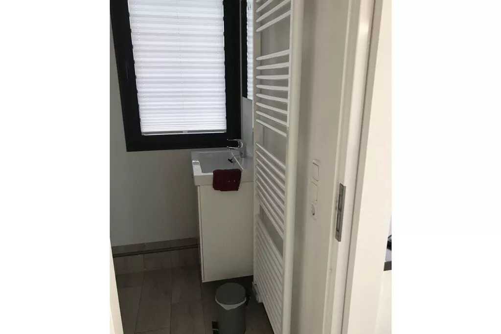 235253-Bathroom