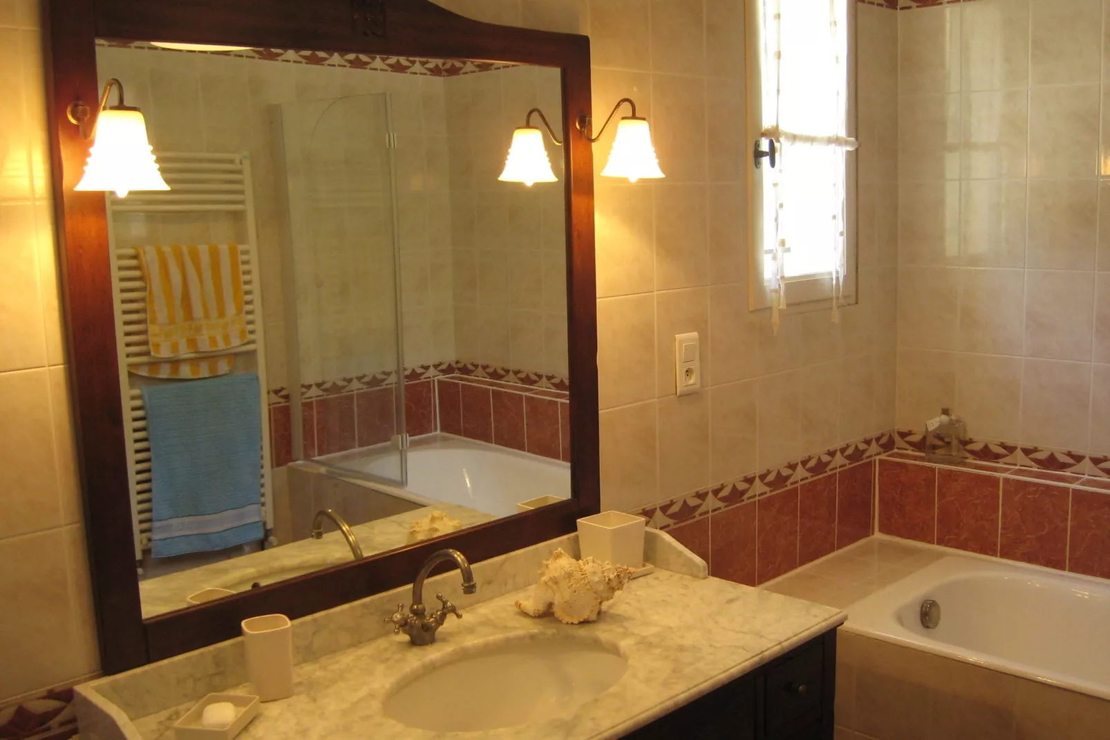 La Bastide Clémentine - Bathroom