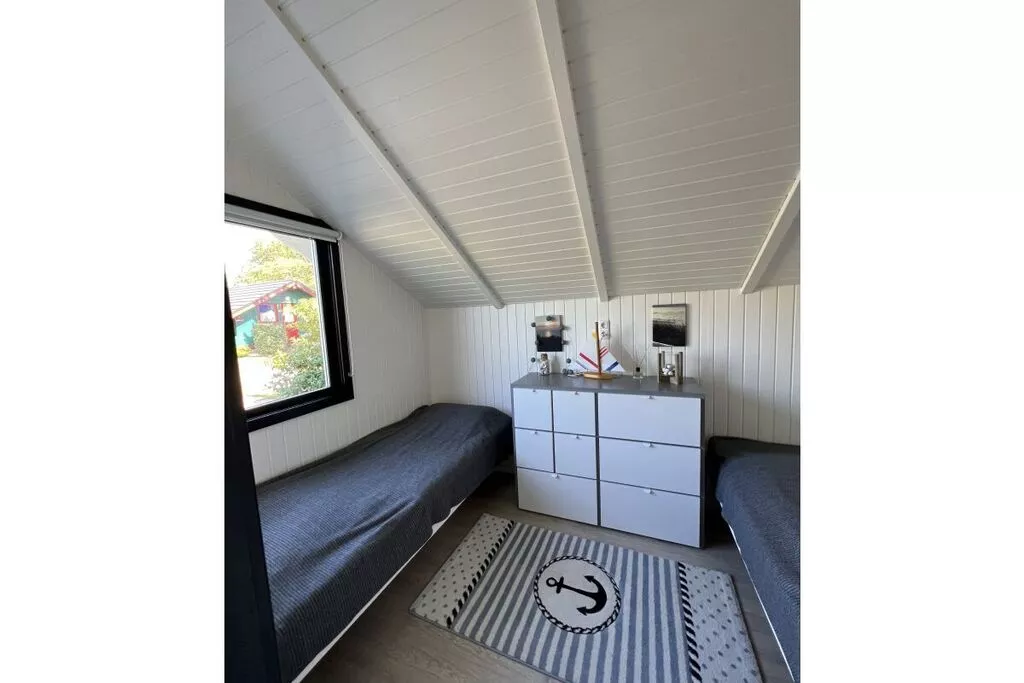 287466-Bedroom