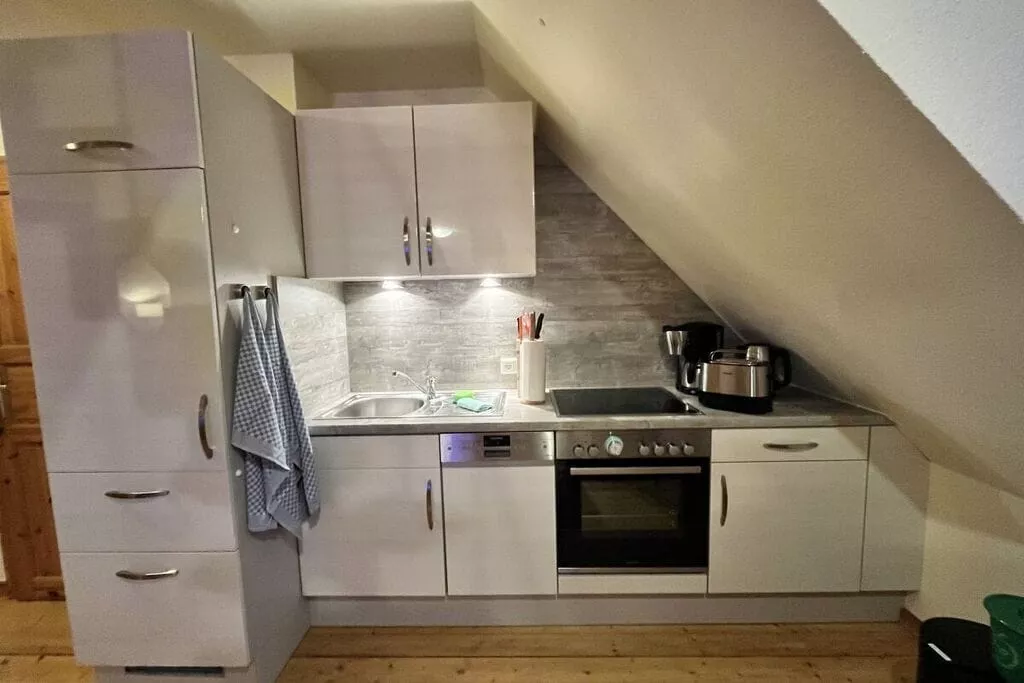 228653-Kitchen