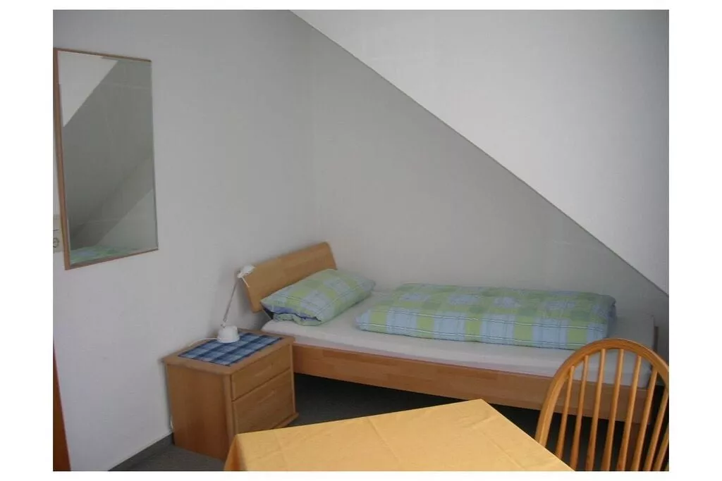 231162-Bedroom