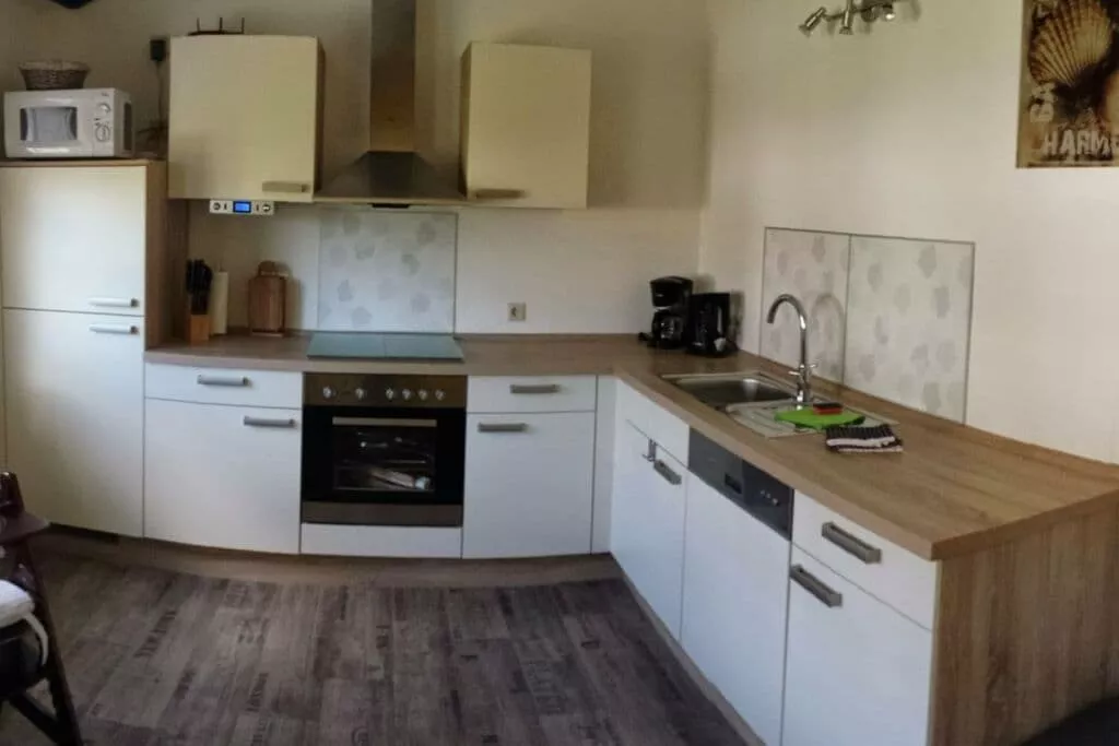 239782-Kitchen