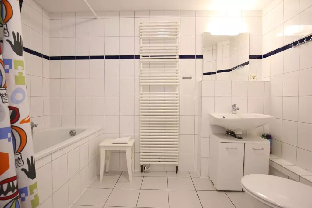 193190-Bathroom