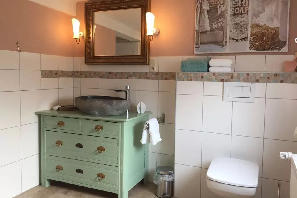 202351-Badezimmer