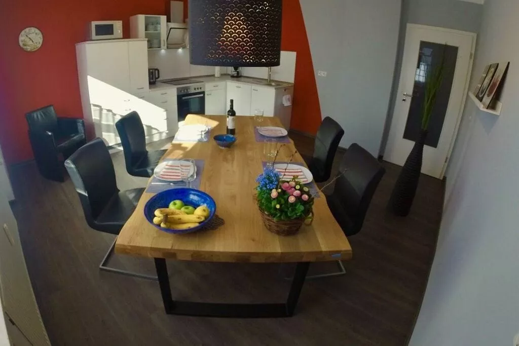 228974-Dining room